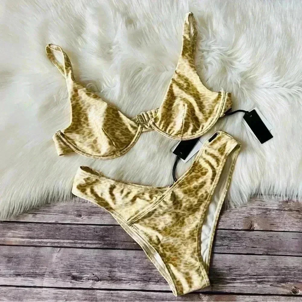 New Kendall + Kylie Two Pieces Swimsuit Swim Wear L Leopard